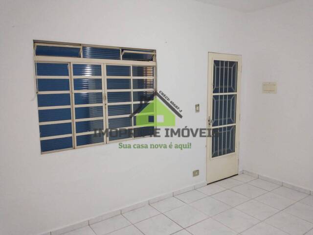 #356 - Casa para Venda em Jacareí - SP - 2