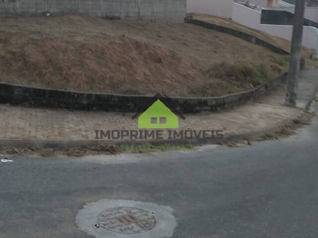 Venda em Loteamento Villa Branca - Jacareí