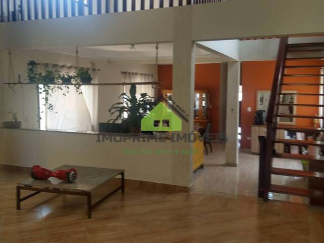 #378 - Casa para Venda em Jacareí - SP - 1