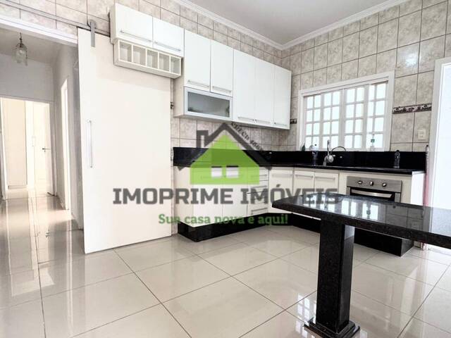 #412 - Casa para Venda em Jacareí - SP - 1