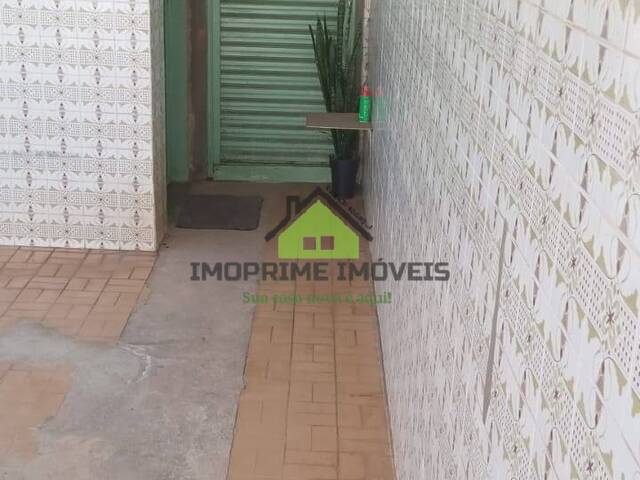 #439 - Casa para Venda em Jacareí - SP - 2