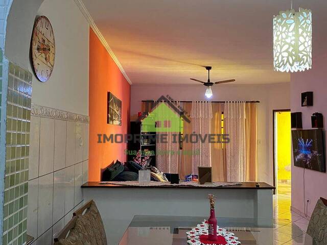 #447 - Casa para Venda em Jacareí - SP - 2