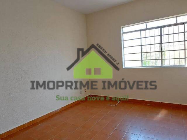 #477 - Casa para Venda em Jacareí - SP - 2