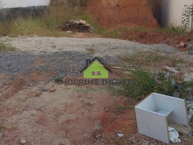 Terreno para Venda em Jacareí - 4