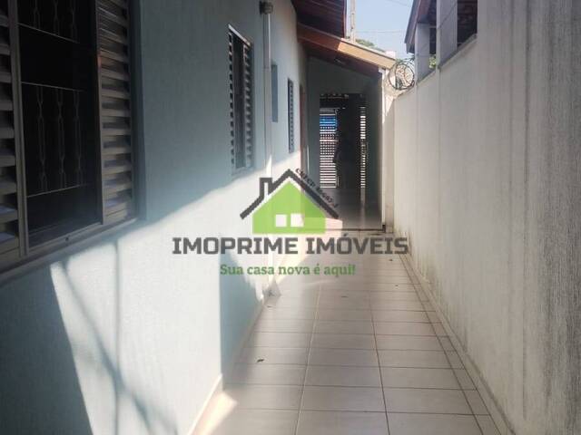 Casa para Venda em São José dos Campos - 2
