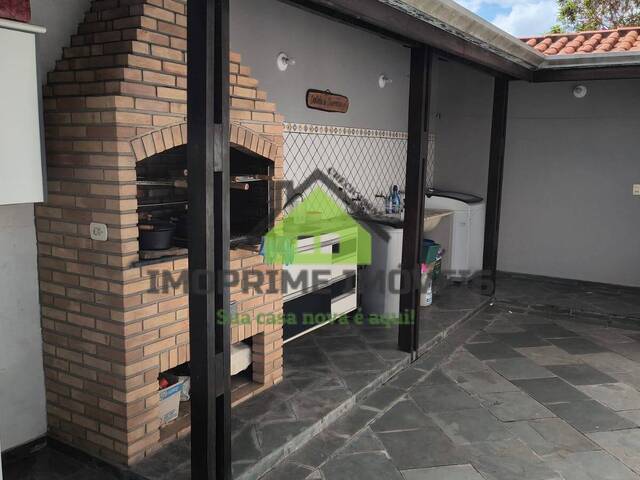 Casa para Venda em São José dos Campos - 3