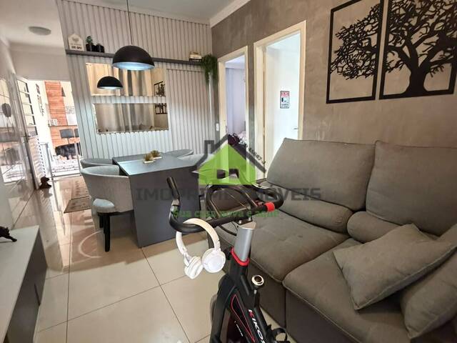 Casa em condomínio para Venda em Jacareí - 2