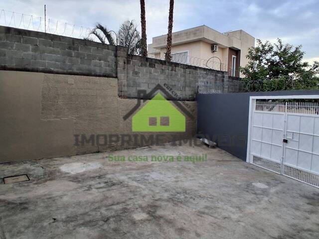 #634 - Casa para Venda em Jacareí - SP - 2