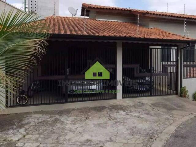 #757 - Casa para Venda em Jacareí - SP - 1