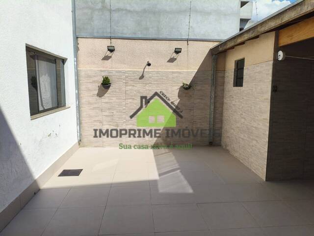 #763 - Casa para Venda em Jacareí - SP - 2