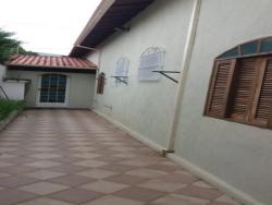 Casa para Venda em Jacareí - 3