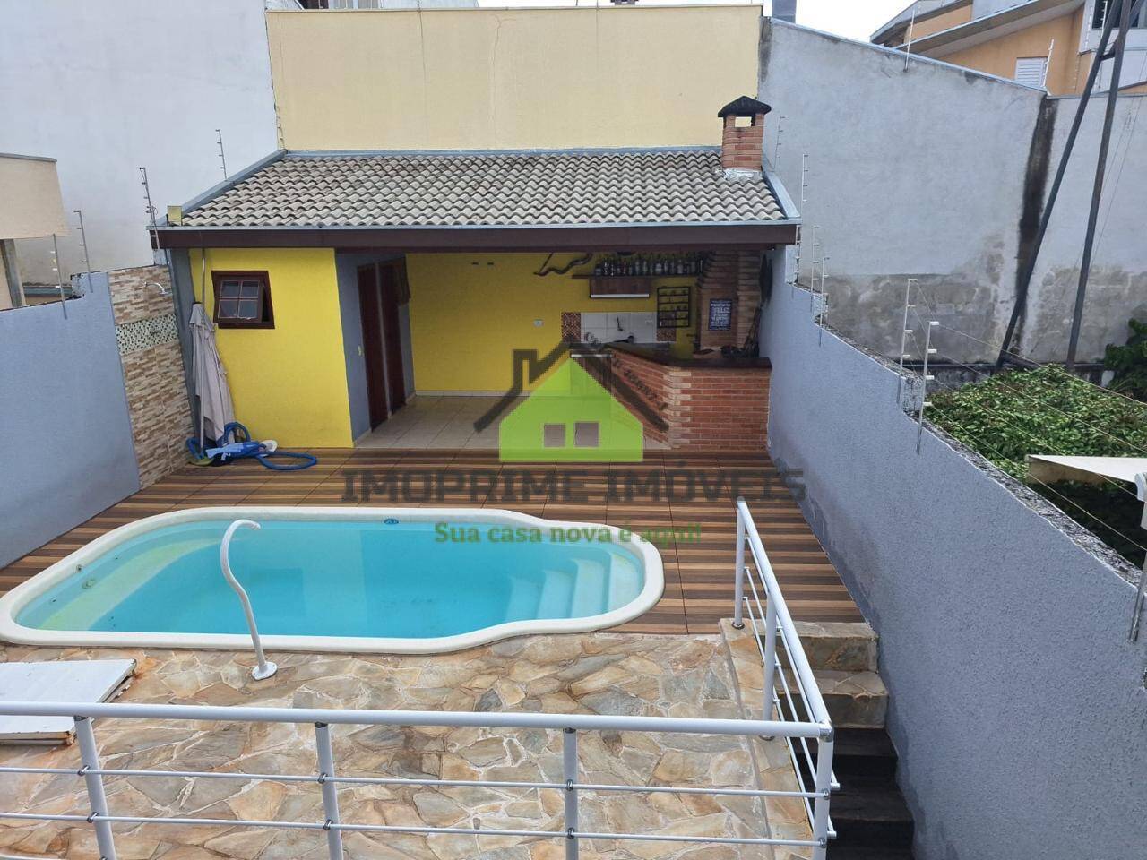 Casa, 3 quartos, 135 m² - Foto 1