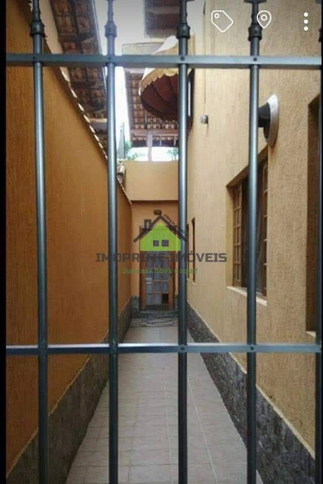 Casa, 3 quartos, 242 m² - Foto 5