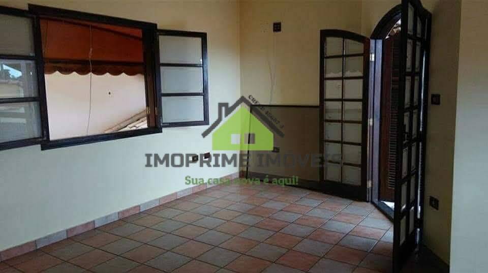 Casa, 3 quartos, 242 m² - Foto 4