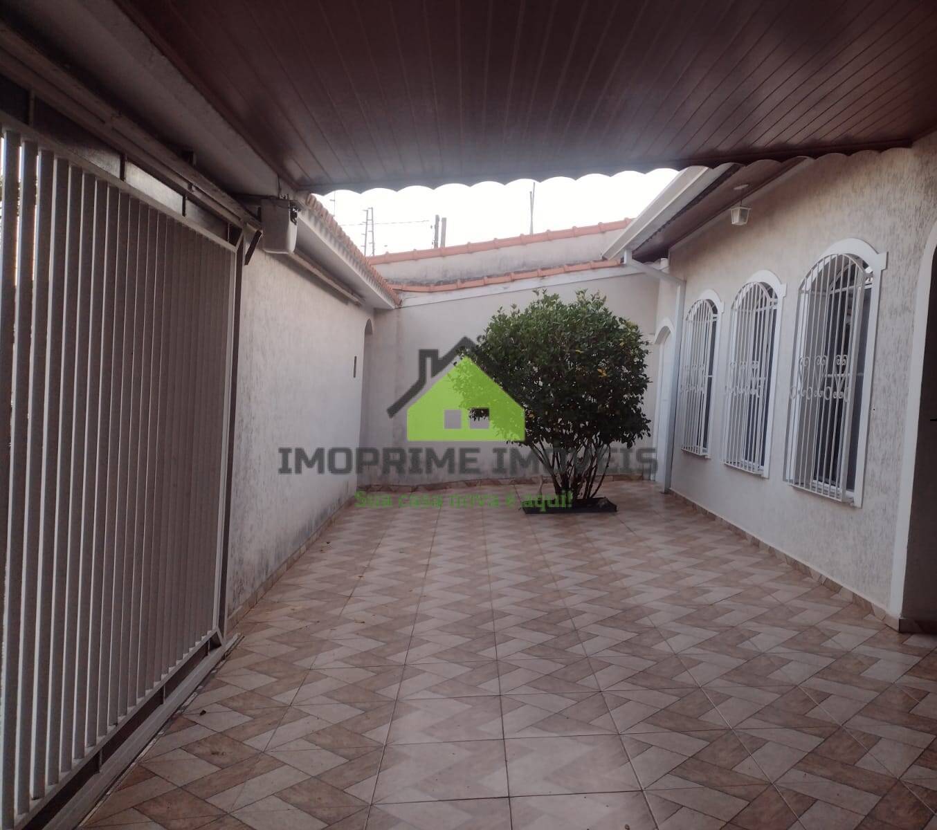 Casa, 3 quartos, 212 m² - Foto 1