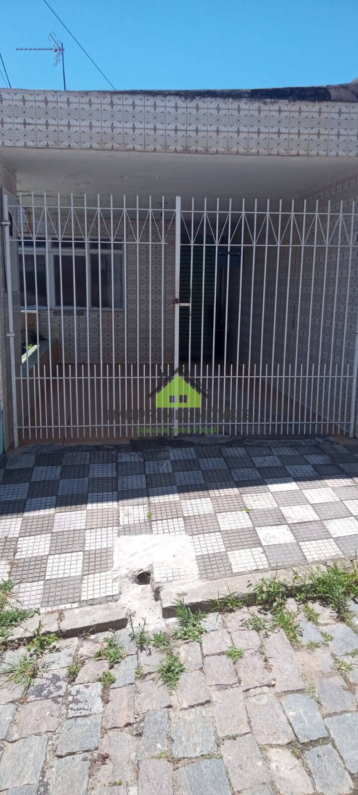 Casa, 2 quartos, 190 m² - Foto 1