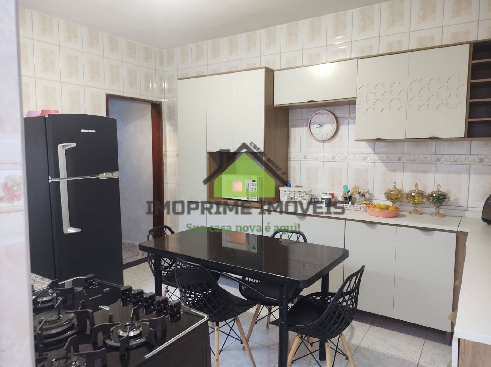 Casa, 2 quartos, 175 m² - Foto 1