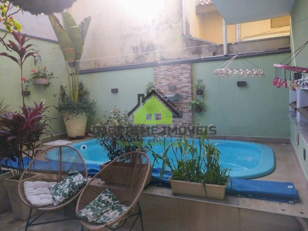 Casa, 3 quartos, 178 m² - Foto 2