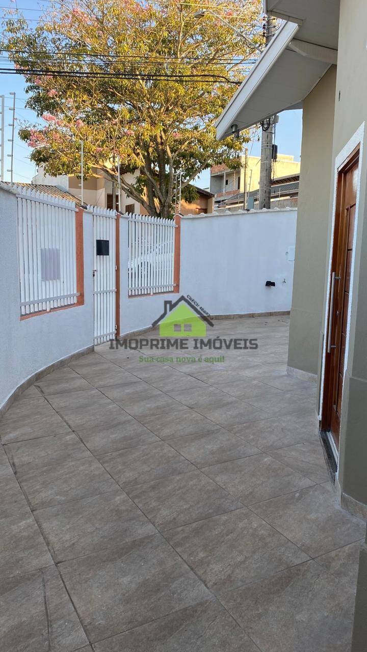 Casa, 3 quartos, 134 m² - Foto 1