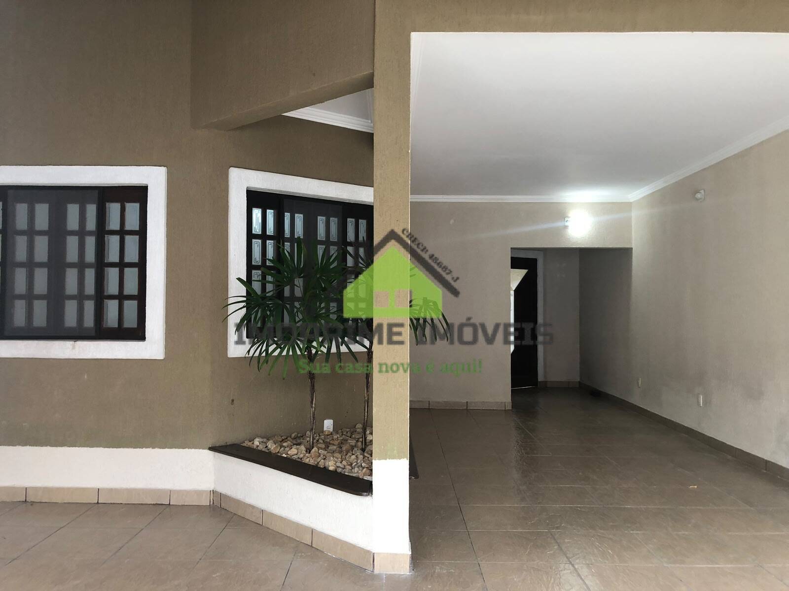 Casa, 4 quartos, 235 m² - Foto 2