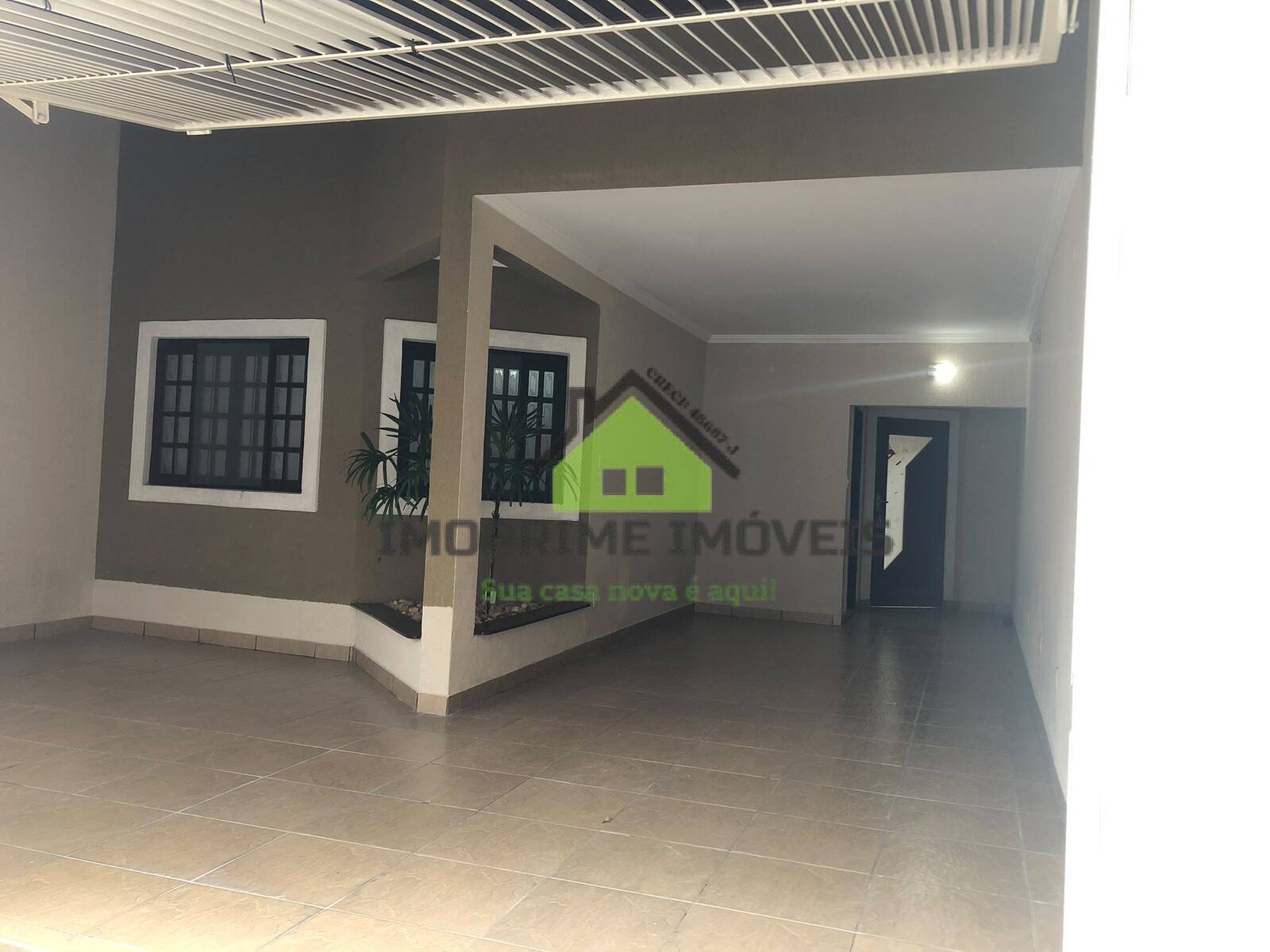 Casa, 4 quartos, 235 m² - Foto 1