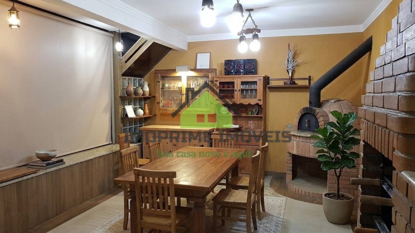 Casa, 4 quartos, 270 m² - Foto 2